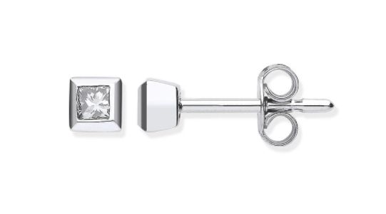 White gold stud earrings