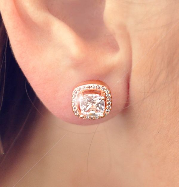 Chic Circle Stud Earrings – J&CO Jewellery