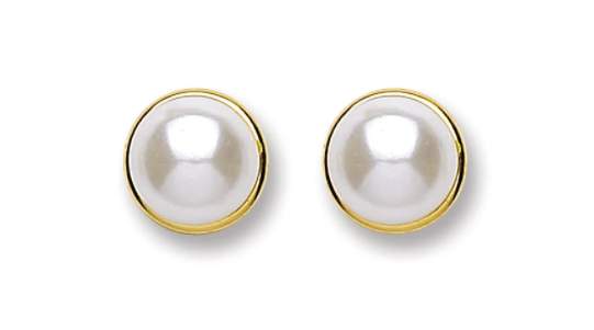 Pearl stud earrings