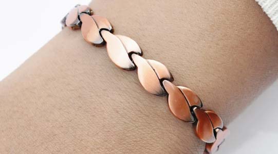Women Strong 4 Element Titanium Magnetic Therapy Bracelet for Arthriti –  Innovato Design