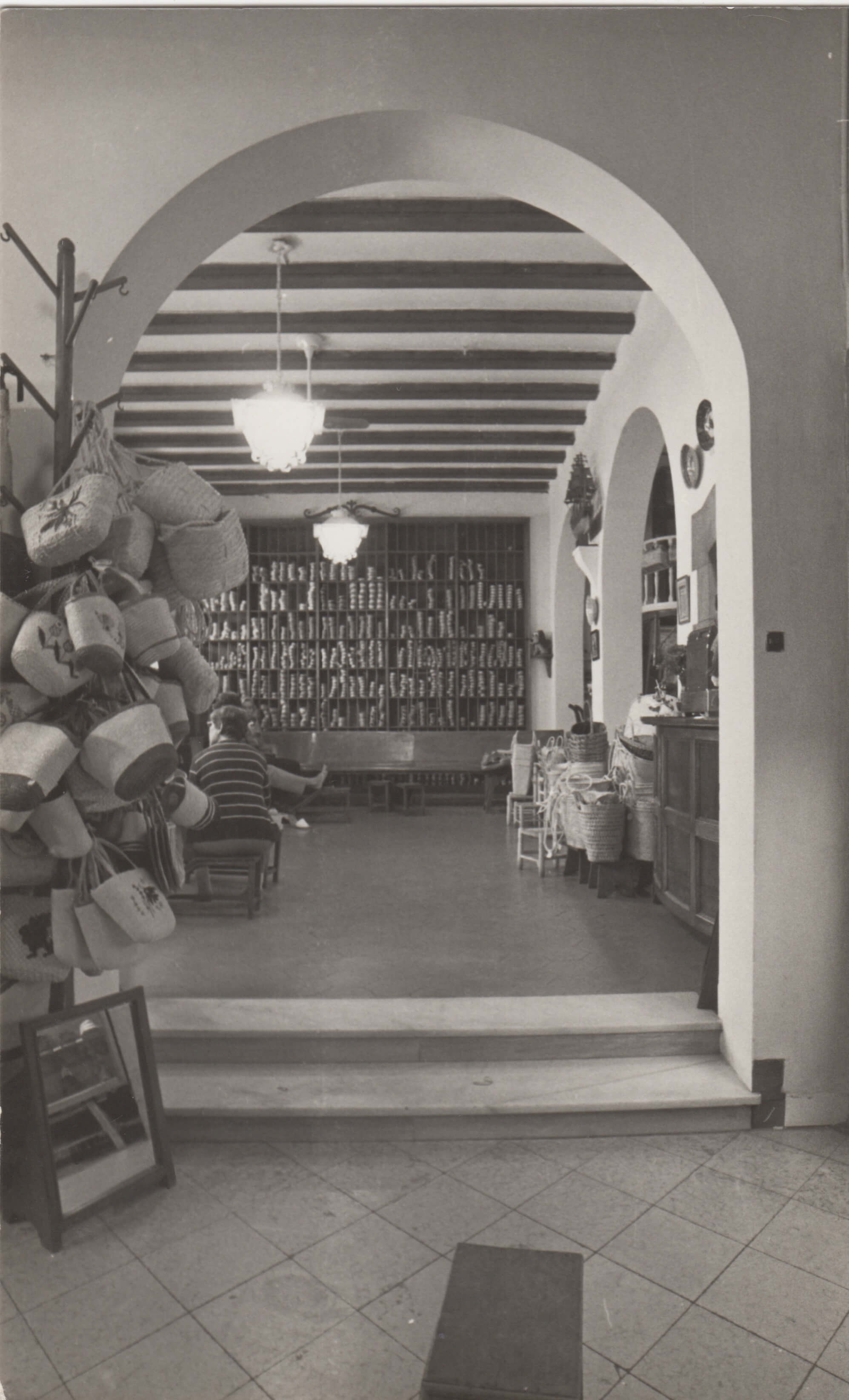 Authentic Espadrille Store in Barcelona| La Manual Alpargatera