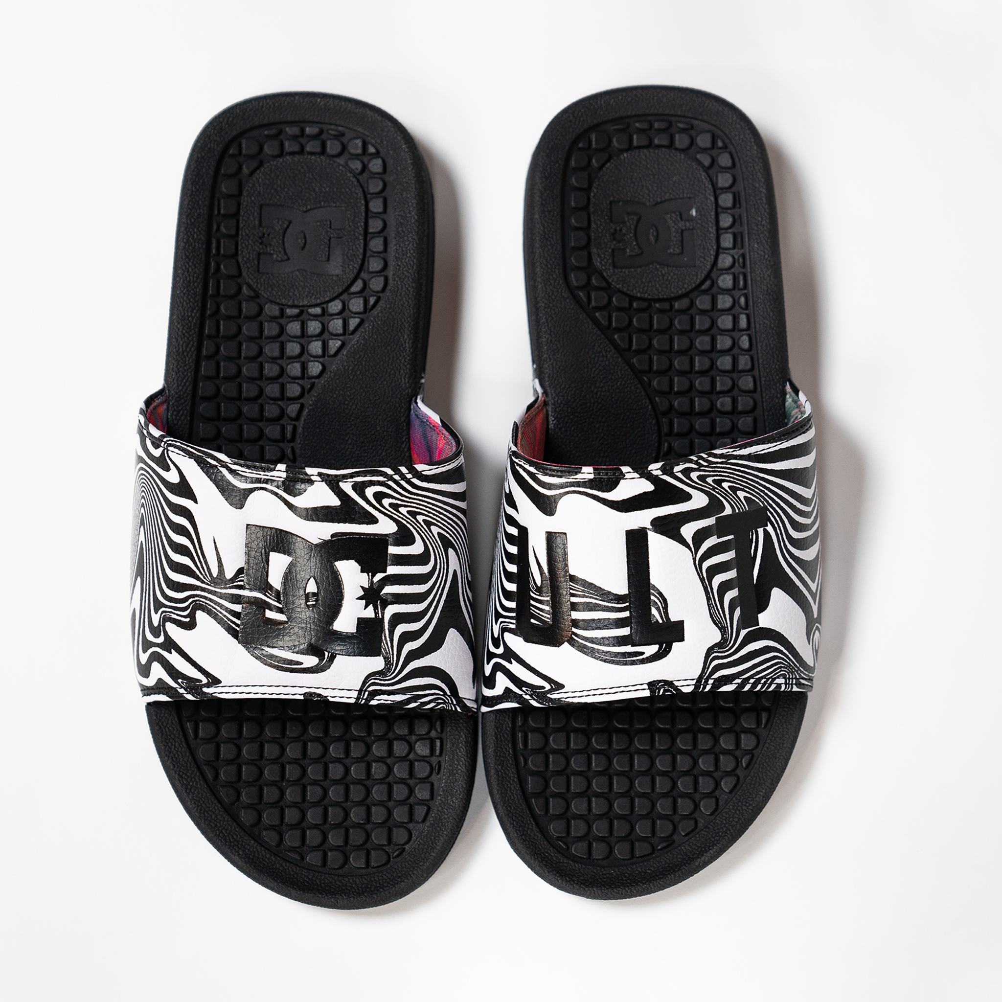 dc bolsa sandals