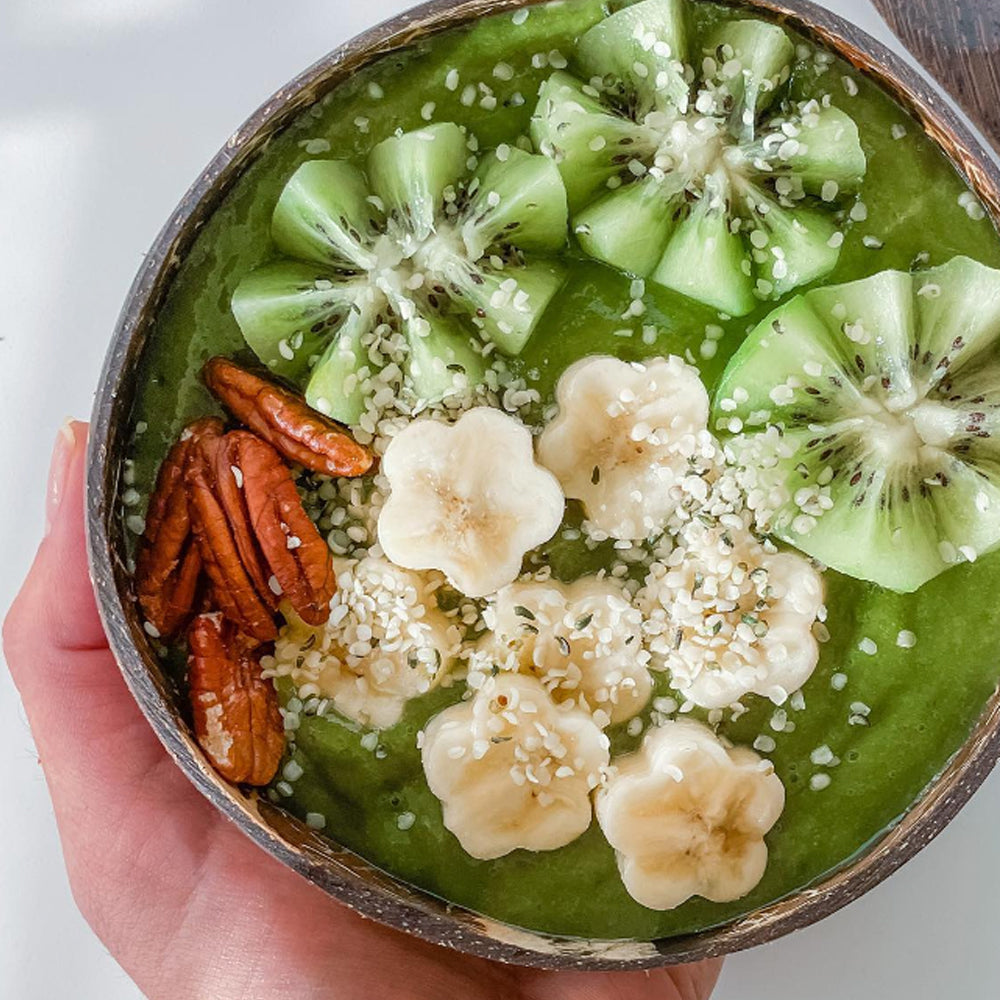 green smoothie bowl