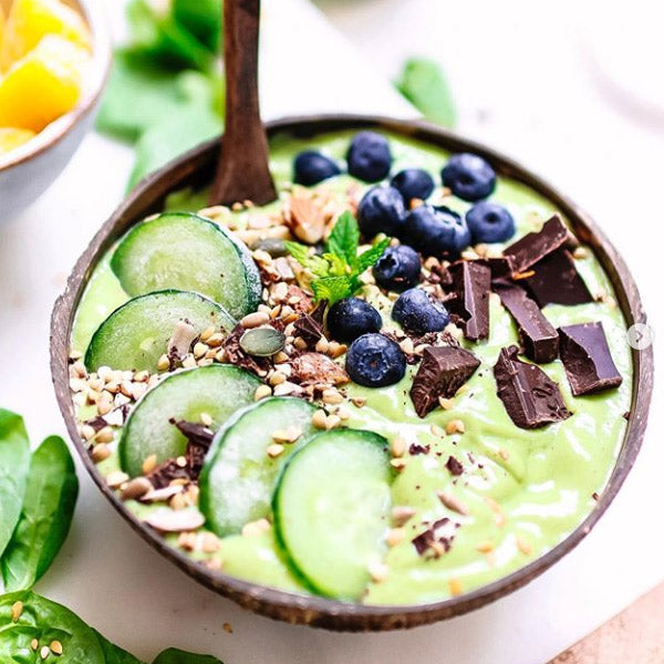 Healthy Mint Chocolate Chip Smoothie