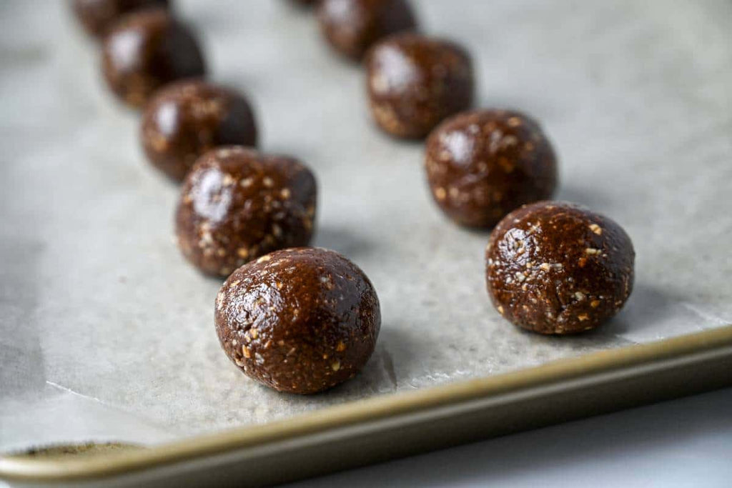 Delicious Vegan Hazelnut Protein Energy Bites!