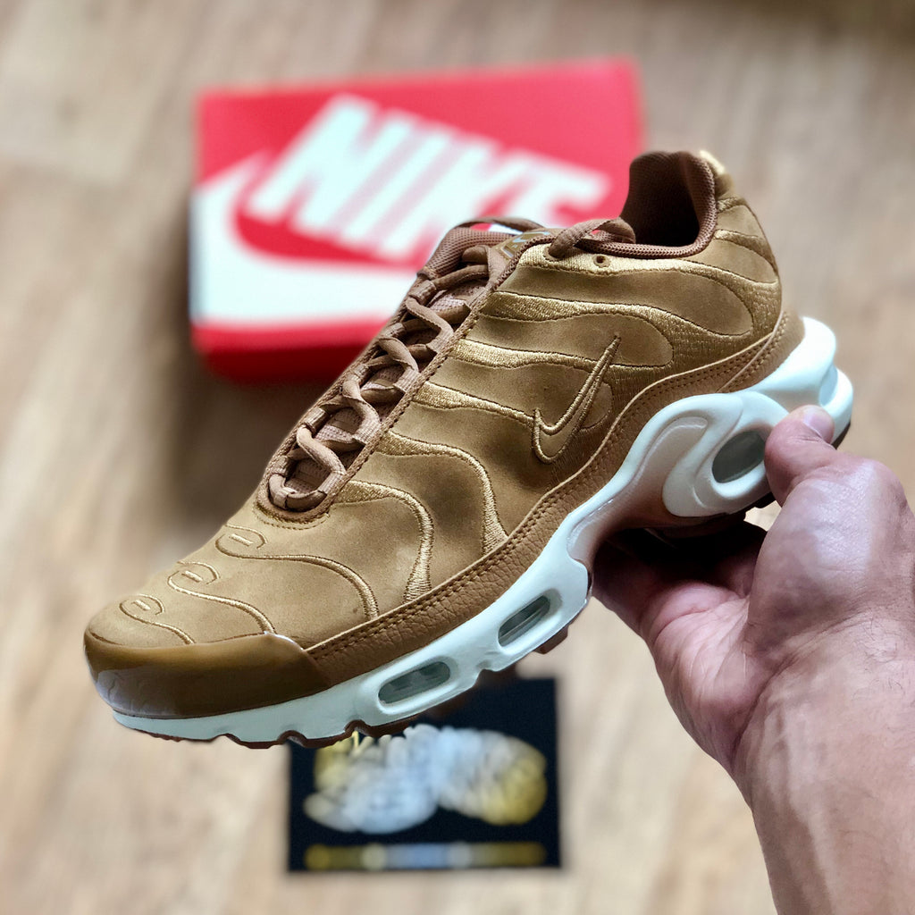 air max plus wheat