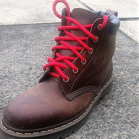 Thick red lace in DM boot