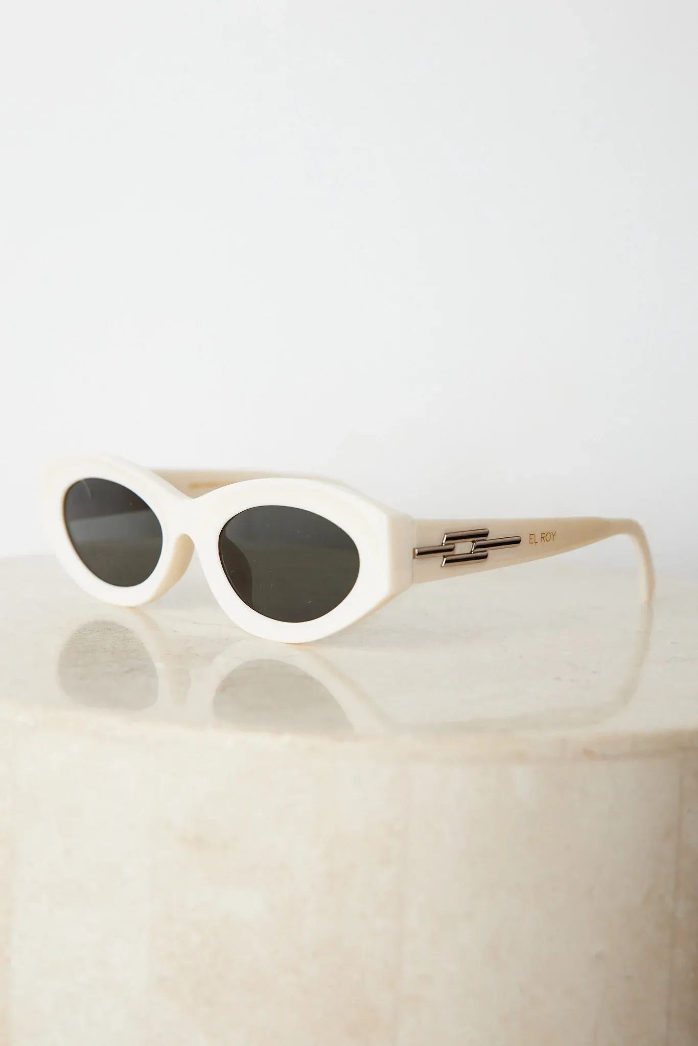 Arlo | Beige