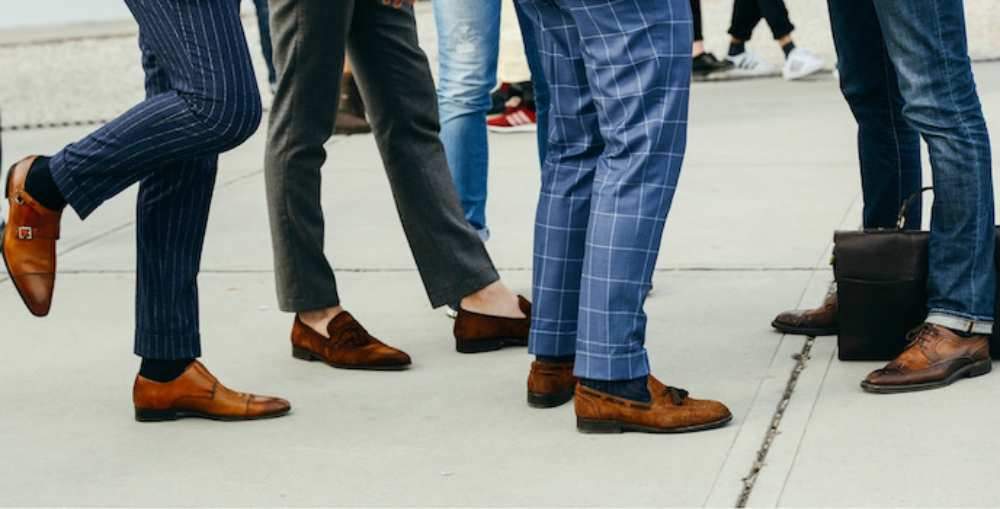 What You Should Know About Styling Socks And Going Sockless