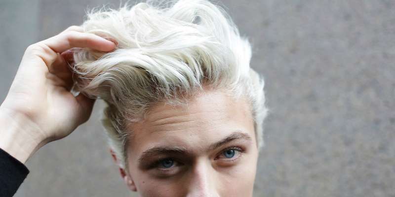 How To Dye Your Hair Platinum Without It Looking Bad