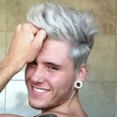 How To Dye Your Hair Platinum Without It Looking Bad