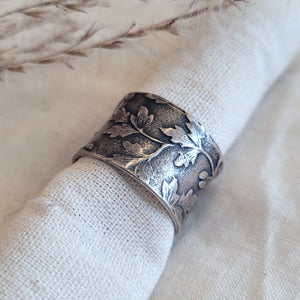 Sterling silver wide band leaf ring