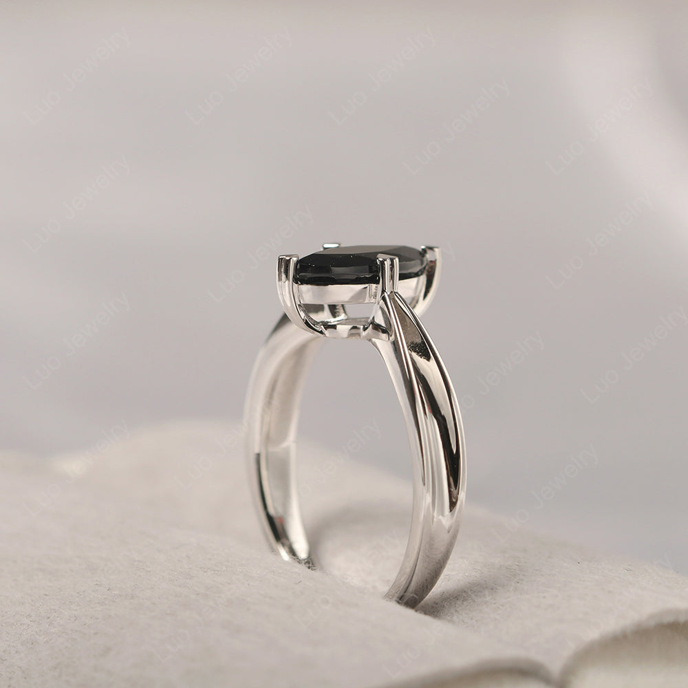 stenen trouwring Marquise Solitaire Ring