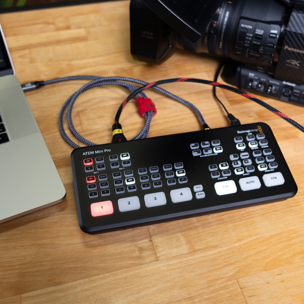 blackmagic design atem mini pro