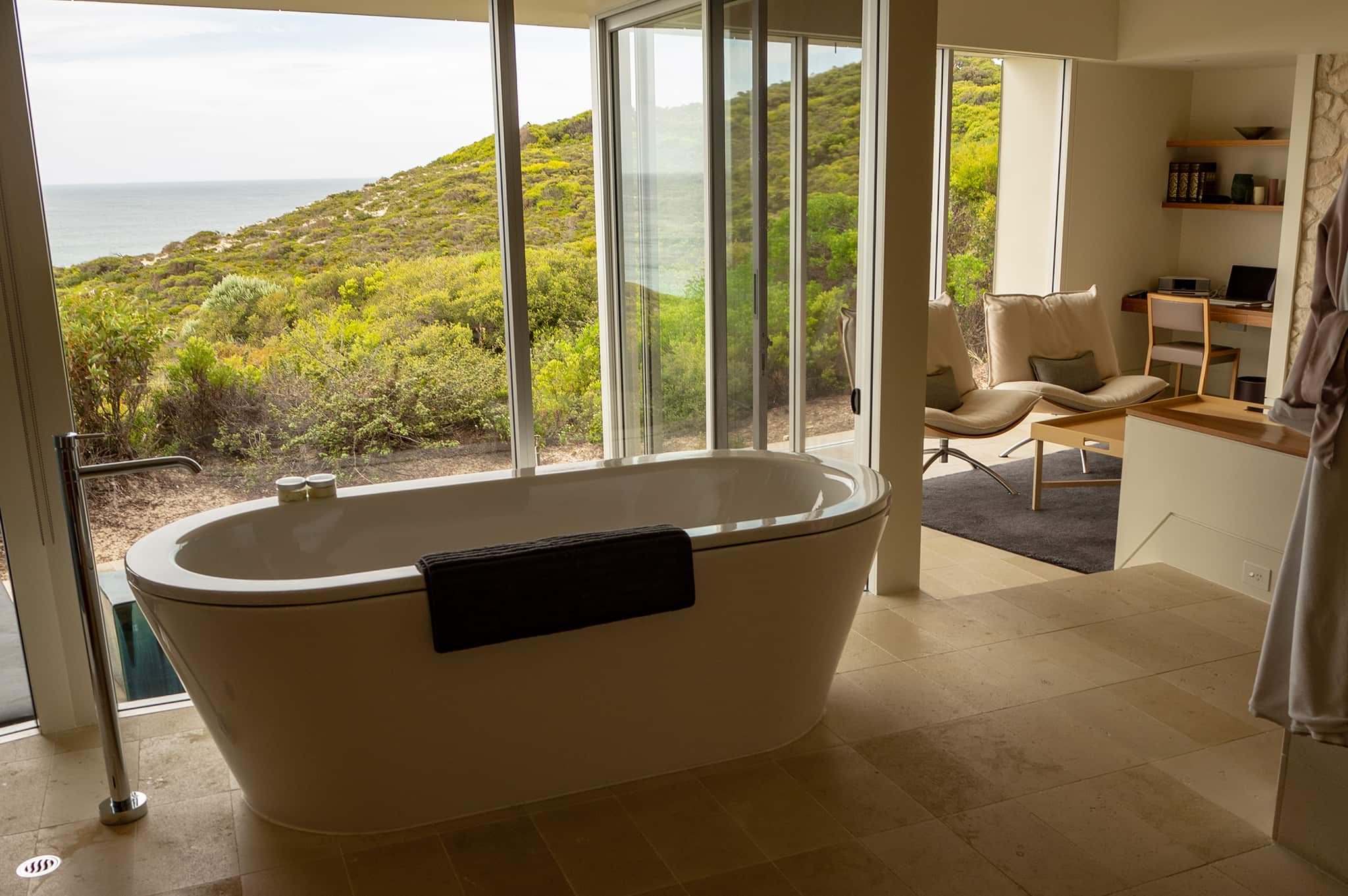 Southern Ocean Lodge Kangaroo Island bath