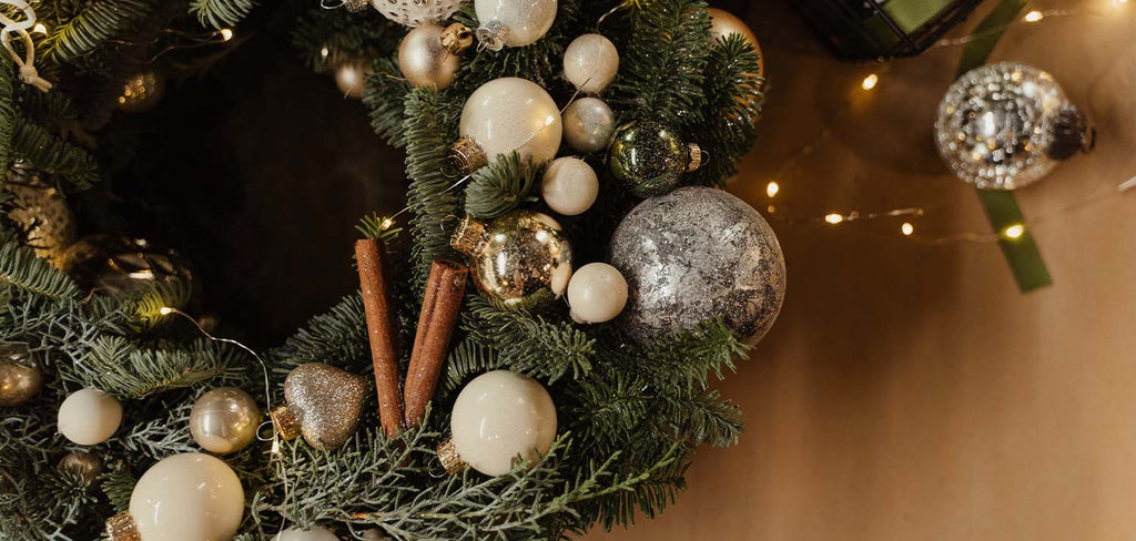 wreath with neutral decor close up