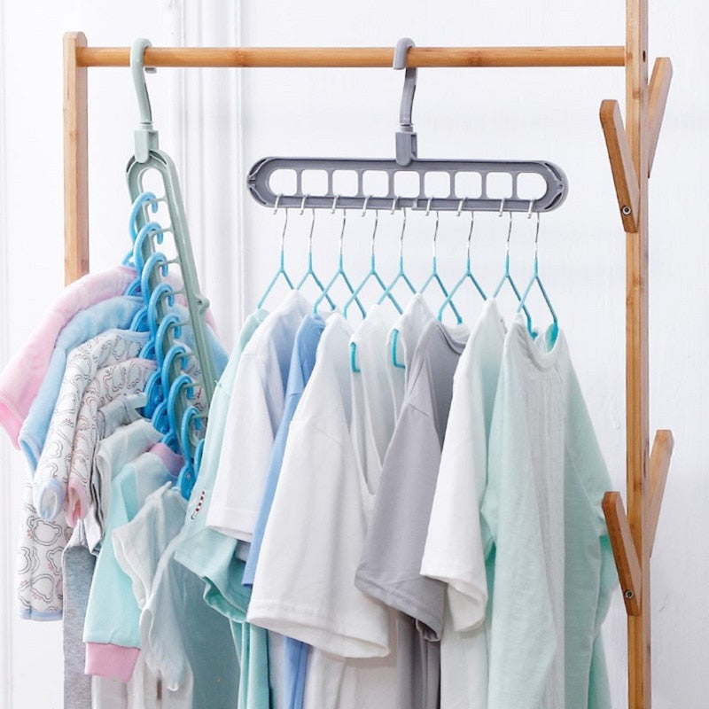 clothes hangers multiple items