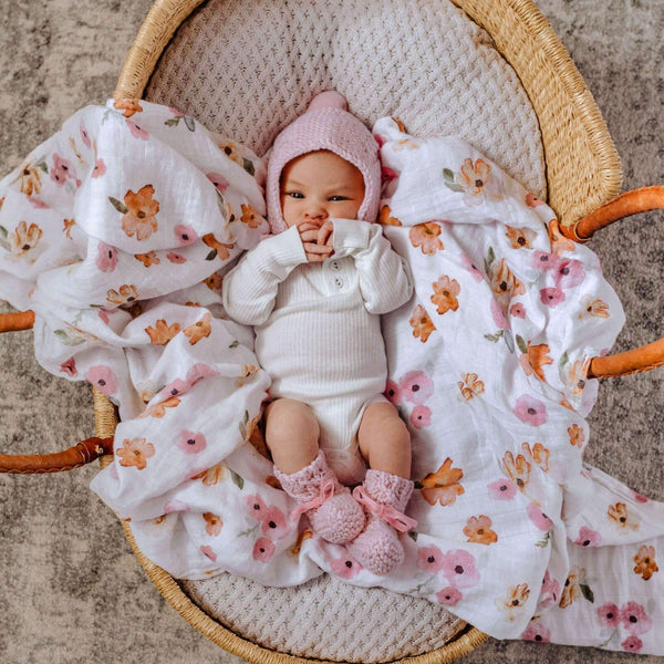 Merino wool baby blanket, onesie and bonnet gift set for newborn