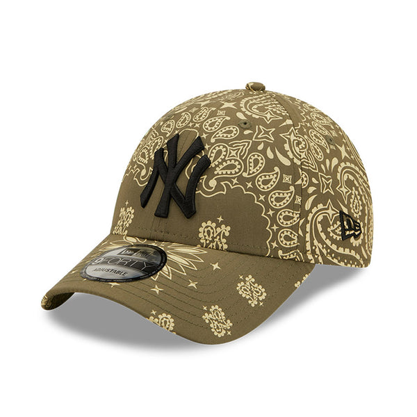 New Era Curved Brim 9FORTY Paisley Print New York Yankees MLB Navy Blue  Adjustable Cap