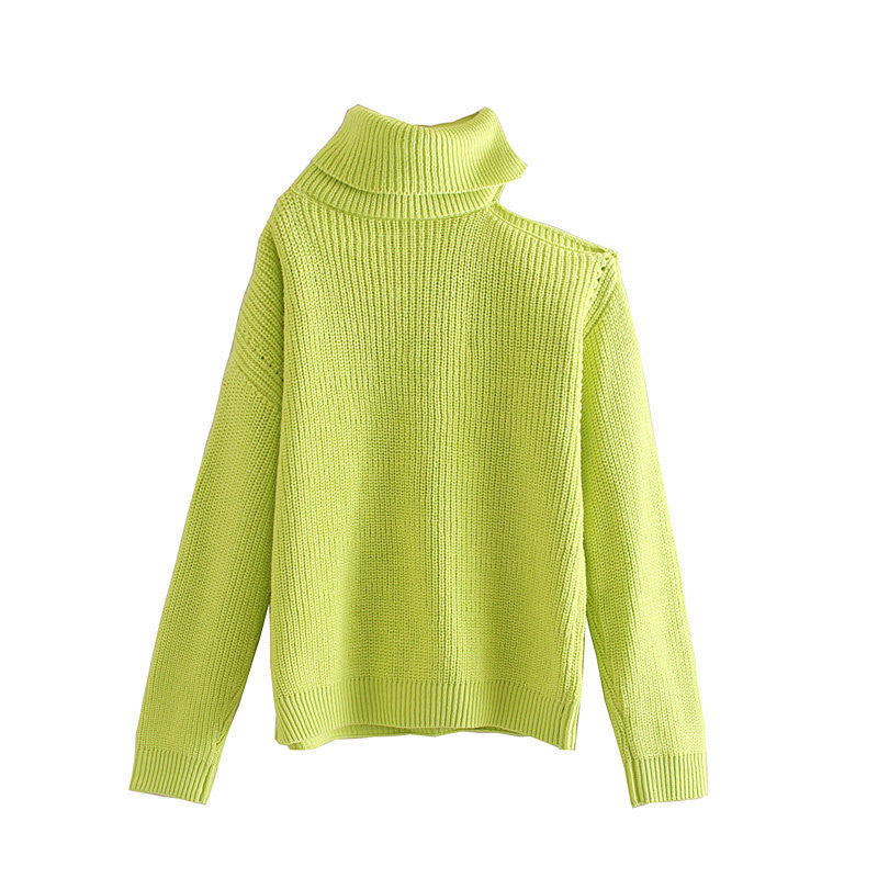 Solid color strapless turtleneck sweater