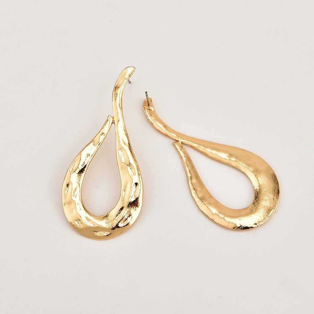 Fashion Personality Lava Metal  Women's Earrings Earrings