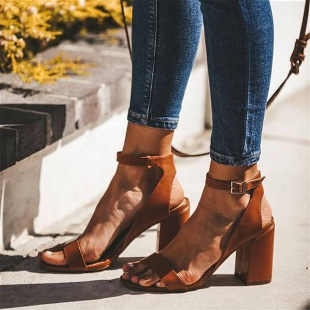 Stylish And Simple Hollow High Heel Sandals