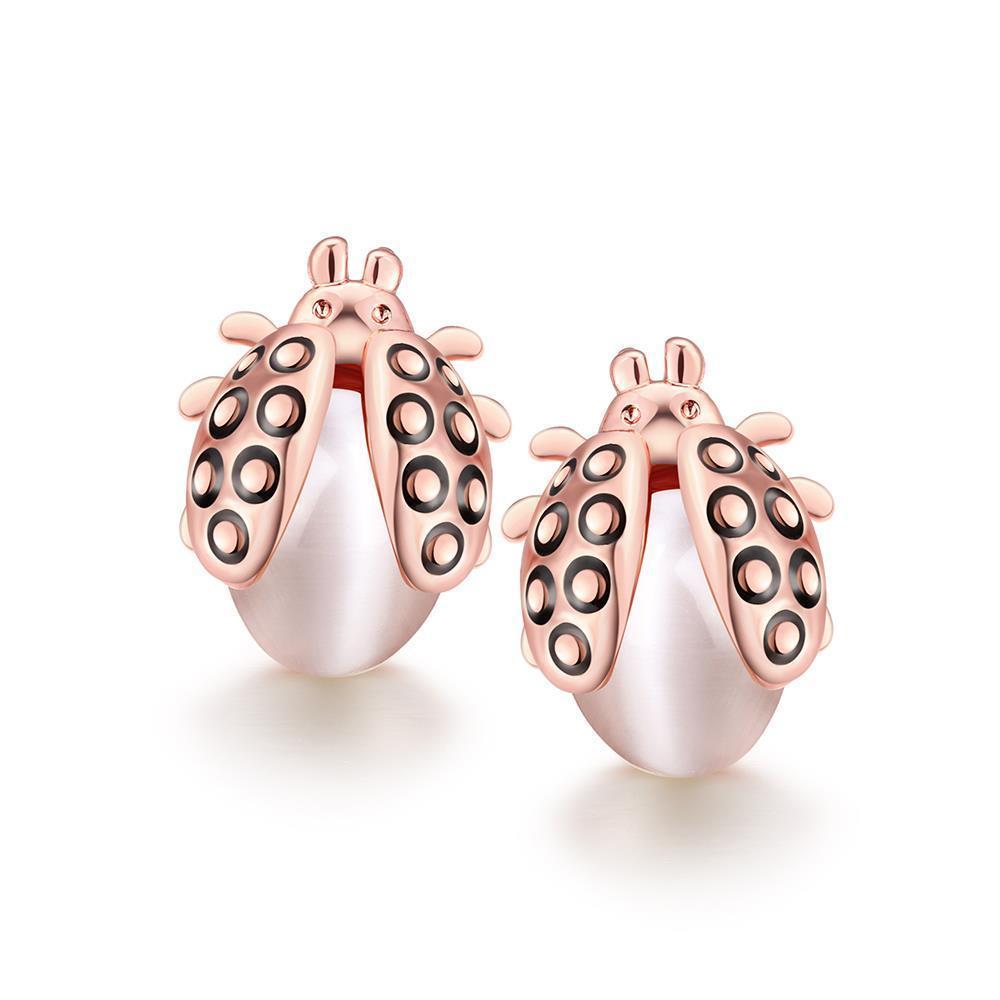 Lovely Ladybug Pearl Earrings