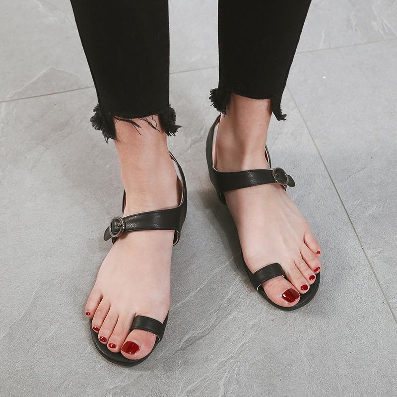 Fashion Retro   Toe Buckle Flat Sandals