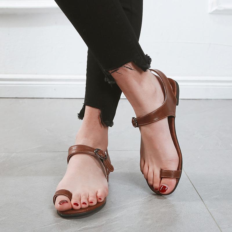 Fashion Retro   Toe Buckle Flat Sandals
