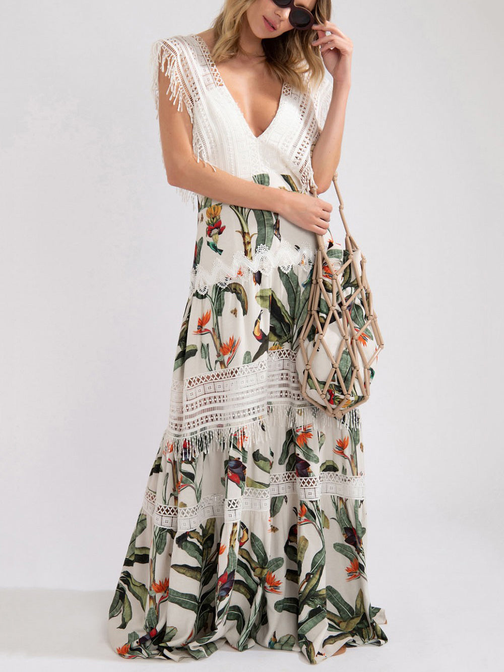 Fashion Deep V-Neck sleeveless Print Stitching Lace Cutout Dress