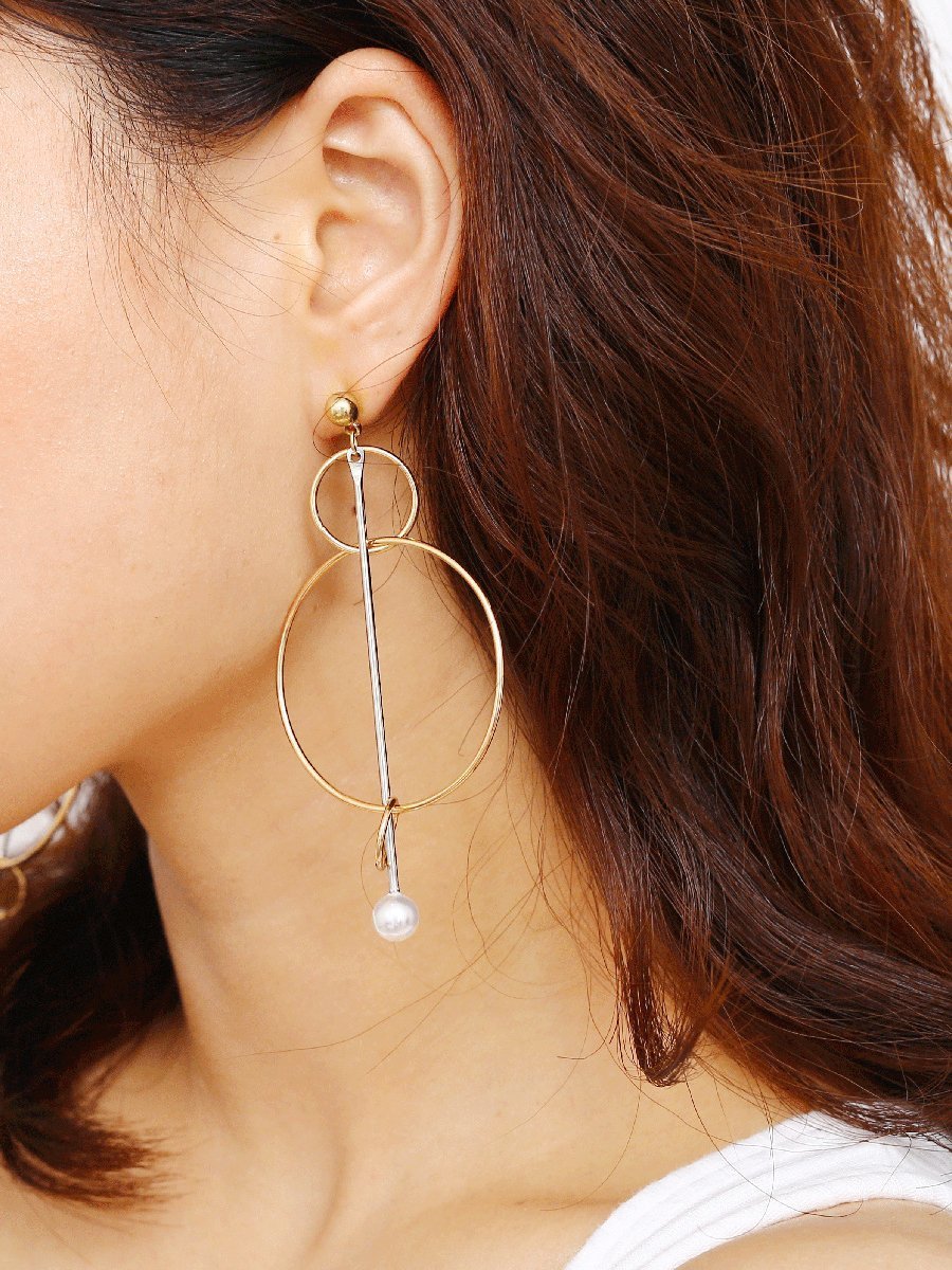 Fashion Geometric Element Earring