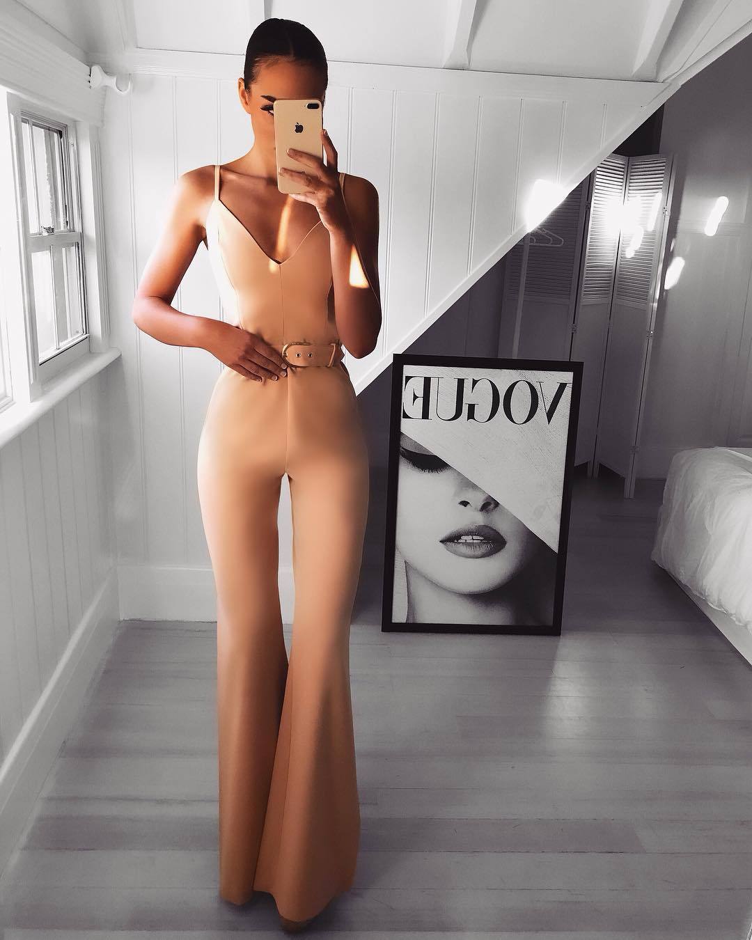 Sexy V Neck  Pure Colour Sleeveless jumpsuit