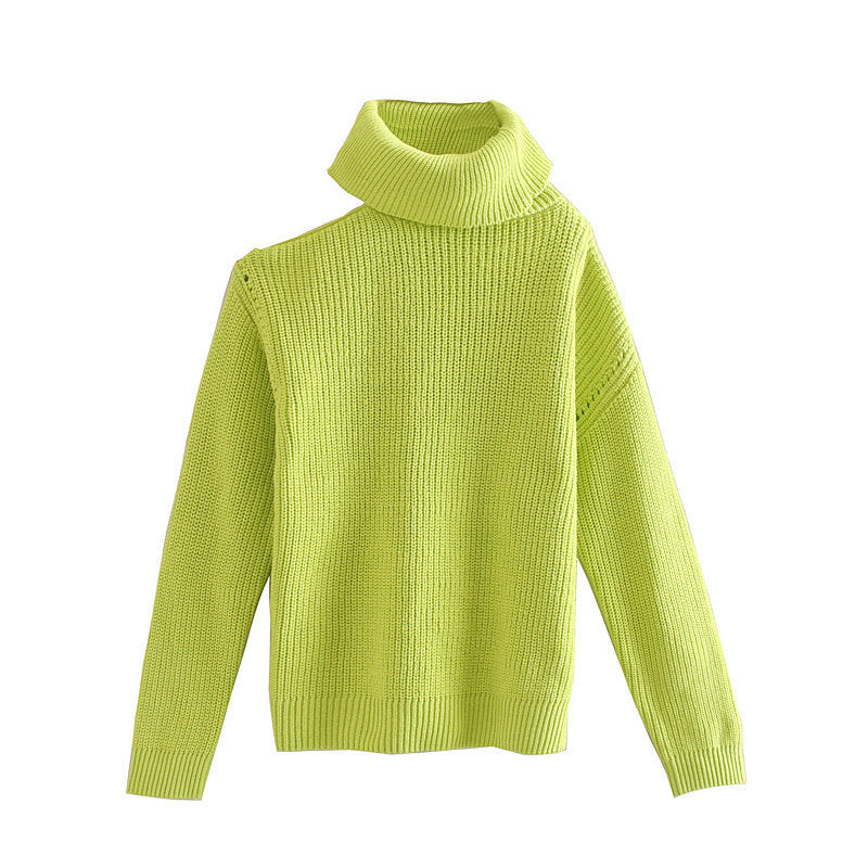 Solid color strapless turtleneck sweater