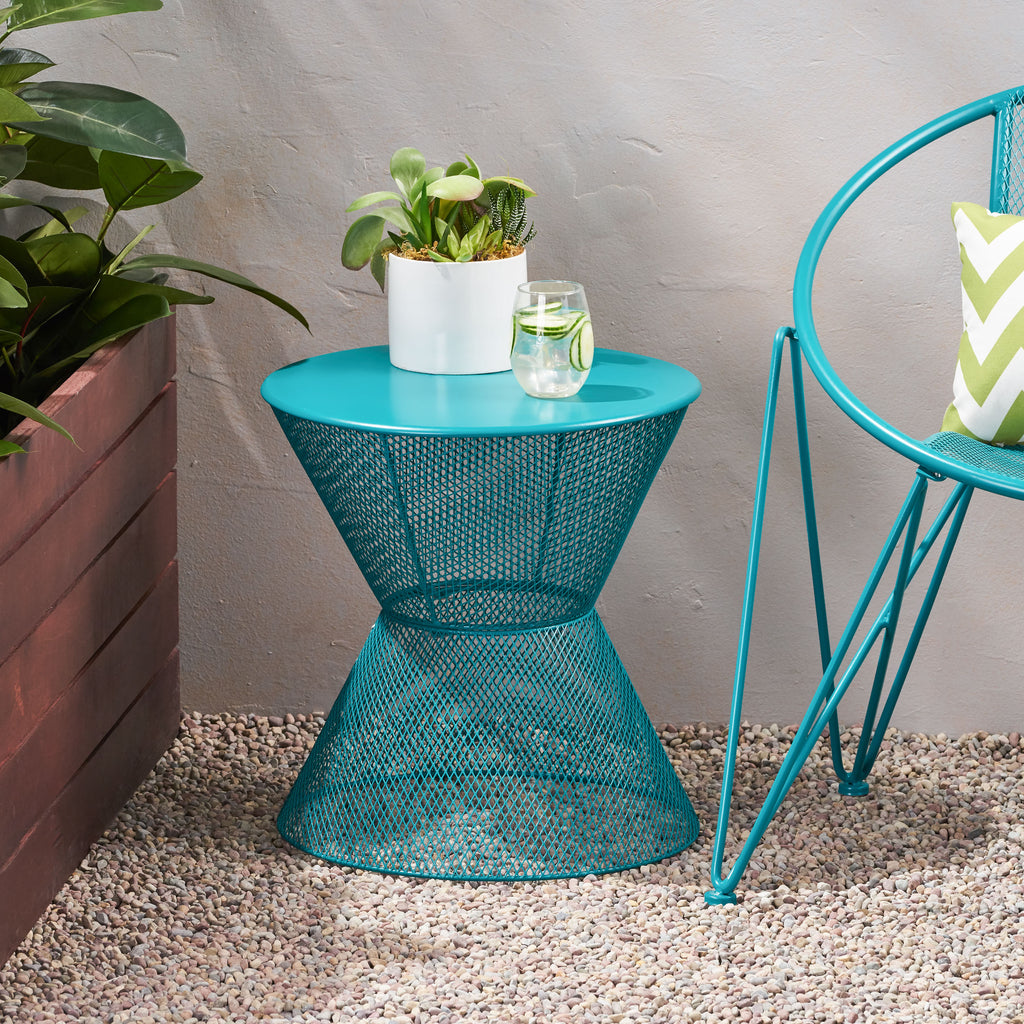 Tristian Modern Outdoor Iron Side Table – GDF Studio