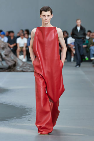 tendance homme 2024 Loewe