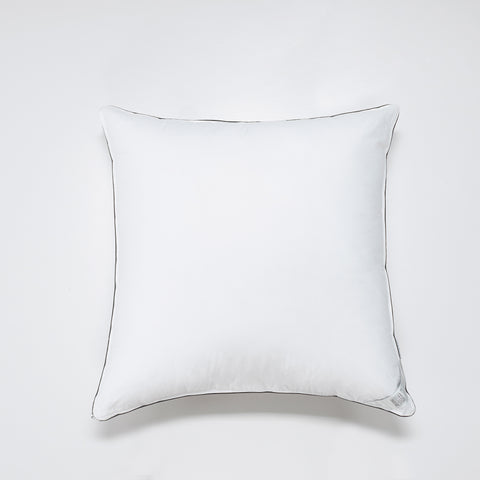 Hotelier Prestigio™ Luxe Euro Pillow
