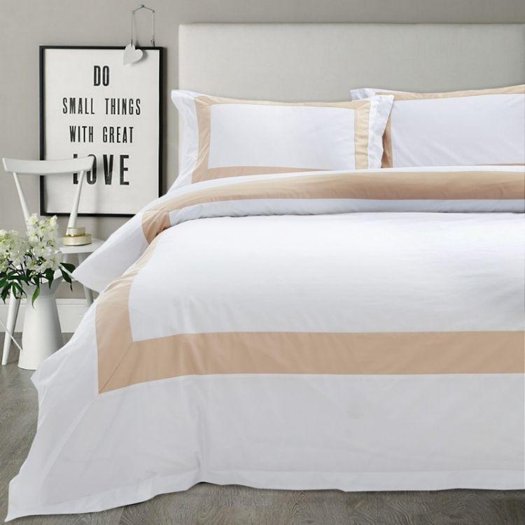 bed sheets with borders