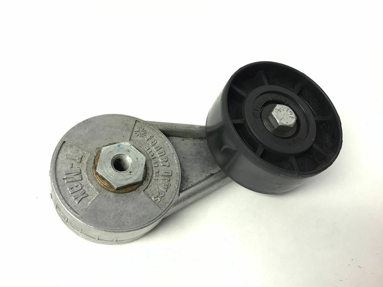 True Fitness Treadmill Drive Belt Tensioner Assembly Idler Roller 70303804