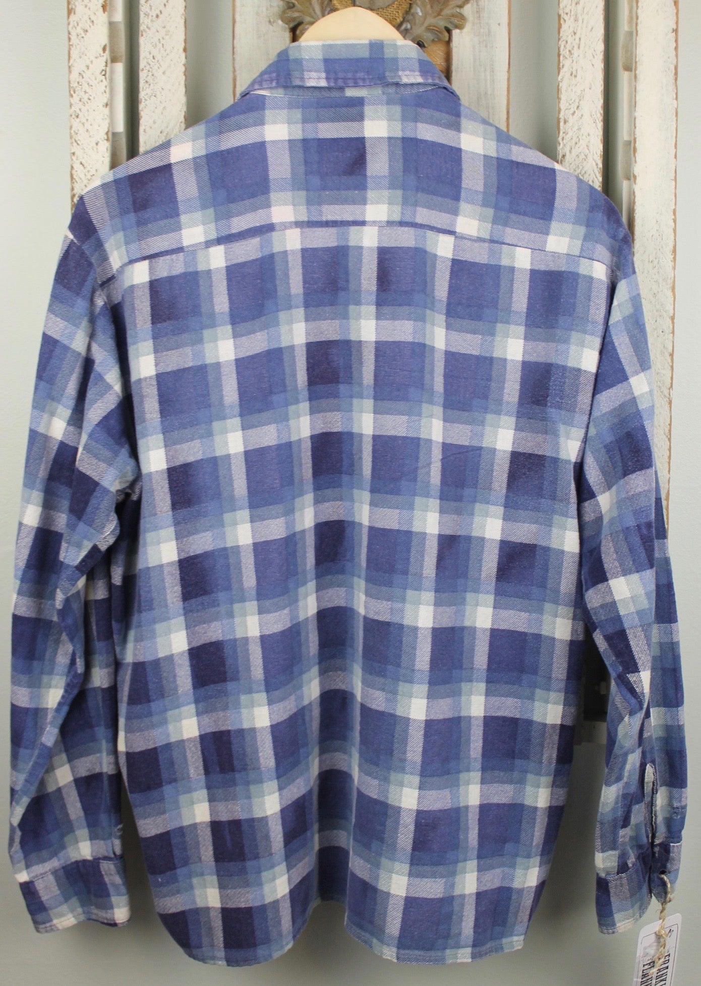 Grunge Blue and White Flannel Size Medium – FranklinFlannels