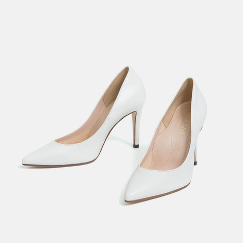 [Spring 2020] I definitely want to incorporate it! White shoes ♡: blog | mamian official site of pumps mail order