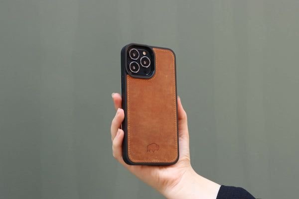 leather iphone 15 pro cover