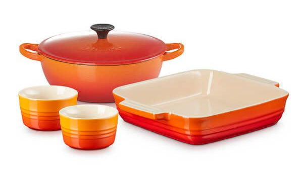 Le Creuset 3 Piece Stoneware Dish Set Le Creuset 3 Piece Stoneware Dish Set