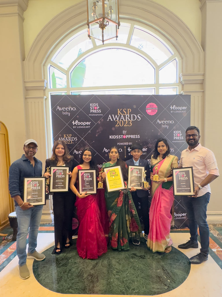 Saraganesh: Huge cheers for winning Best Parent Influencer - Education! Along With The Nesavu Best Indian Festive Wear Online Shopping Brand in India Co Founder Uma Balajee