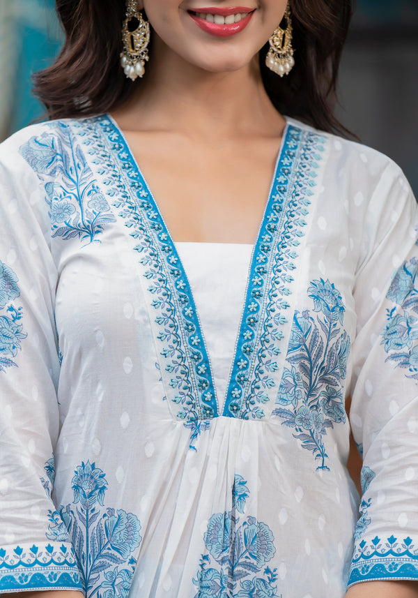 Beautiful royal georjat fabric Pittan work saree Any colour are customized  Dm 820 999 7964 | Instagram
