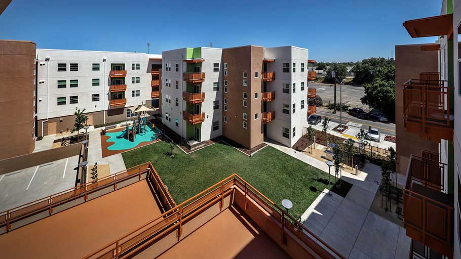 Jamboree affordable housing West Gateway Place central courtyard.