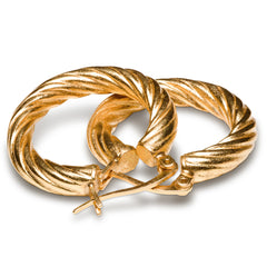 Achetez des boucles d'oreilles Gold Twist de taille moyenne pour femmes chez RM Kandy