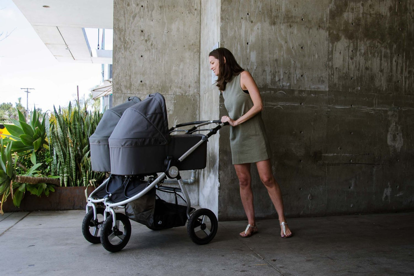 bumbleride indie twin with bassinet