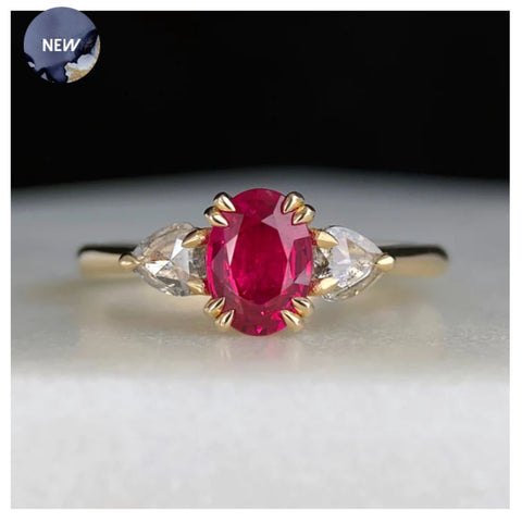 LOVE POTION Ruby Engagement Ring