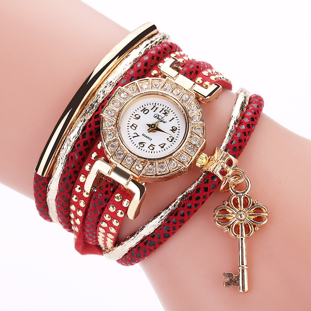 DUOYA D168 Women Leather Diamond Bracelet Watch With Key