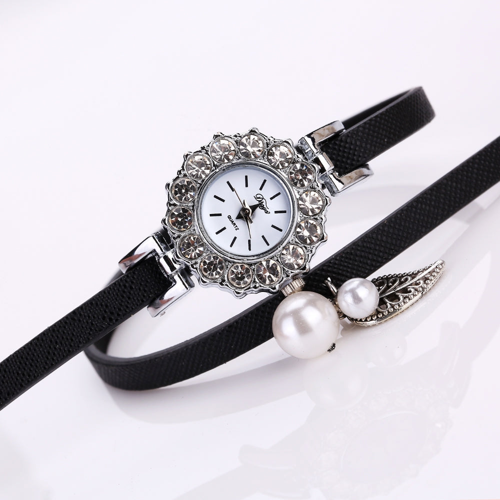 DUOYA D173 Ladies Analog Quartz Bracelet Wrist Watch with Pearl and Leaf